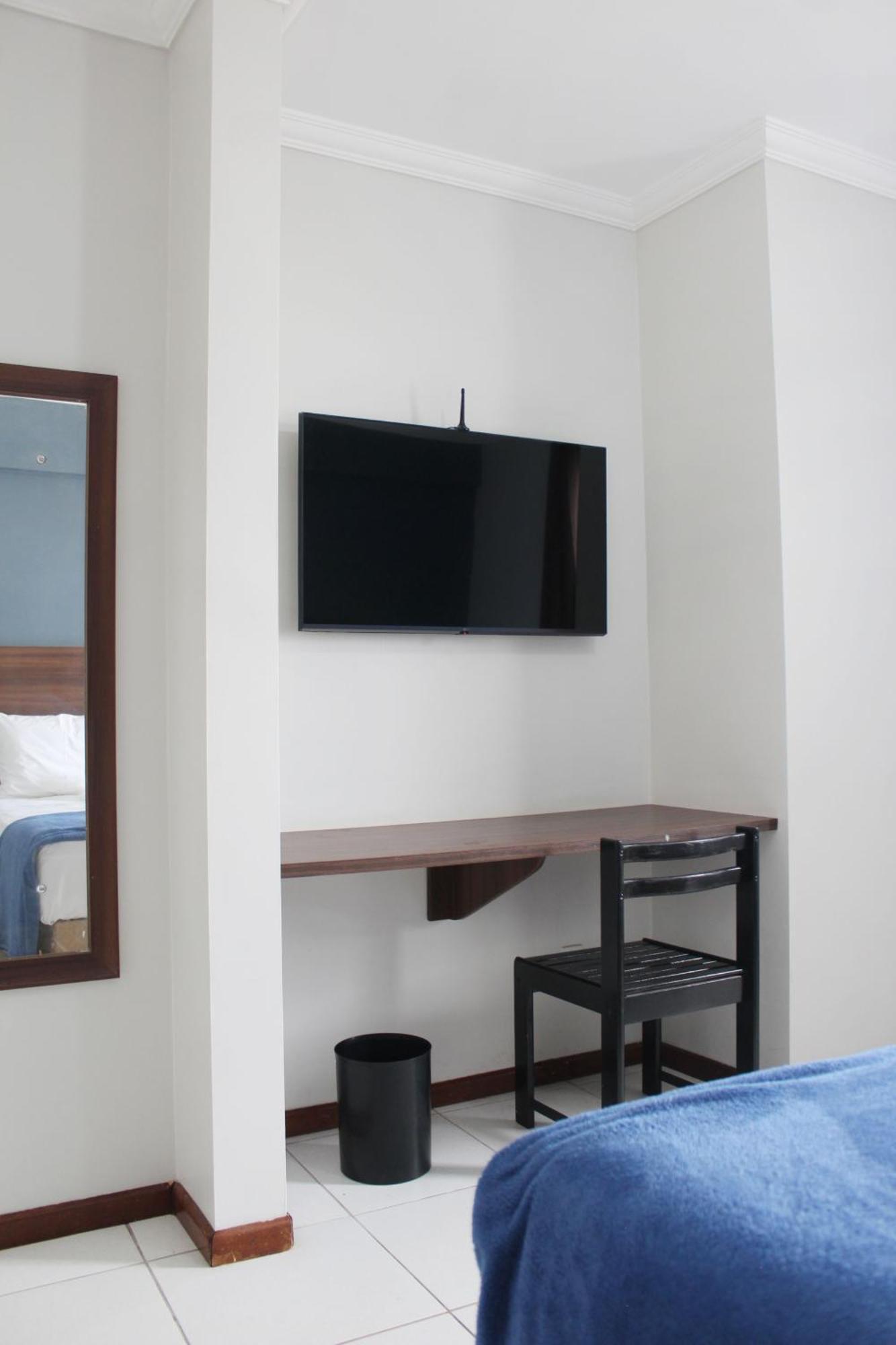Days By Wyndham Hotel
